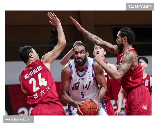 38岁老将哈达迪为何仍坚持征战赛场背后的动力与信念解析 38岁老将哈达迪为何仍坚持征战赛场背后的动力与信念解析